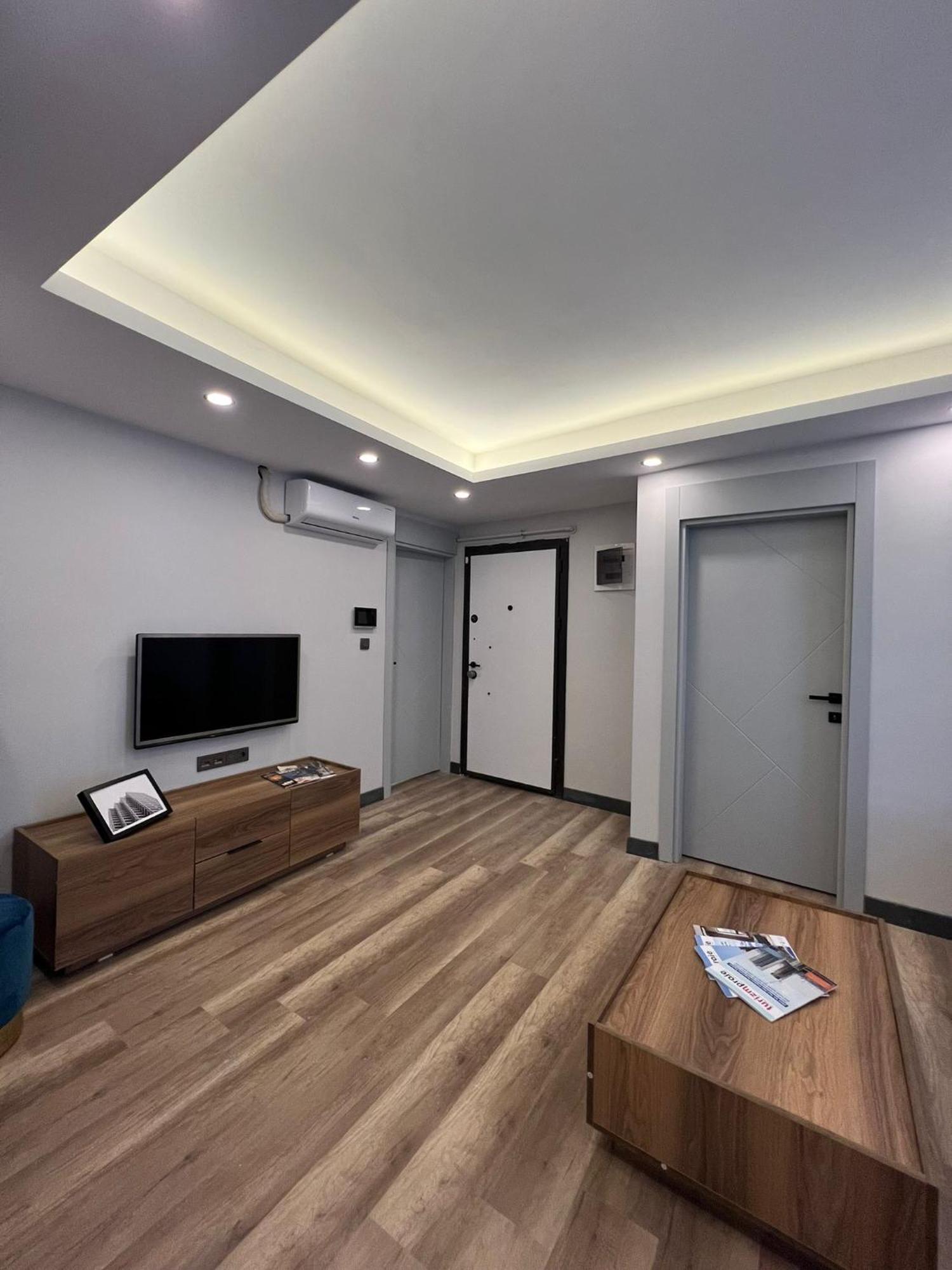 Apartment Fatihte Ulasima Yakin 3+1 Istanbul