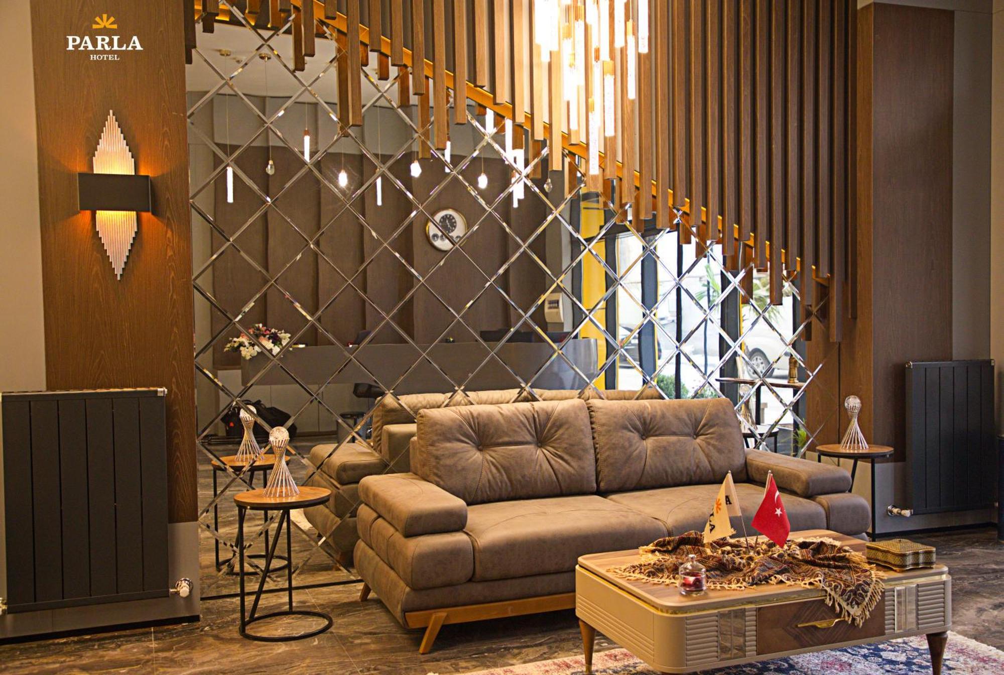 Hotel Parla
