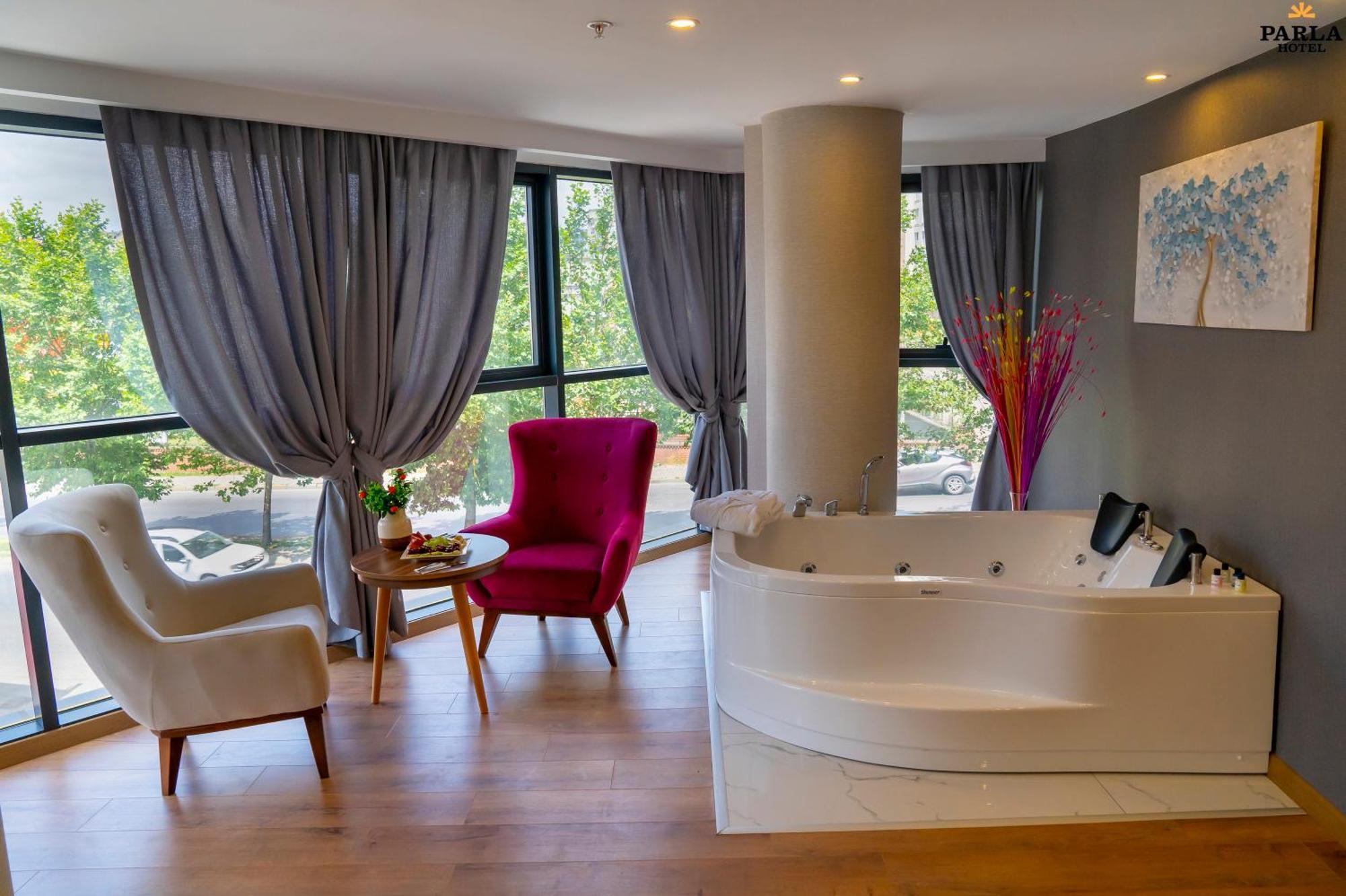 Parla Hotel