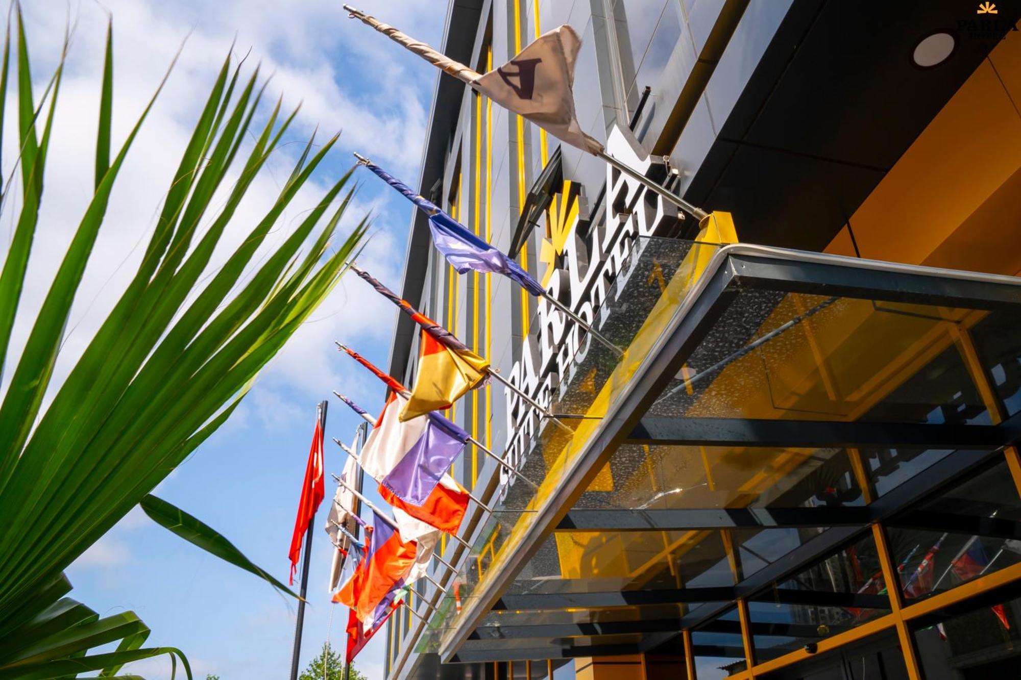 Hotel Parla *