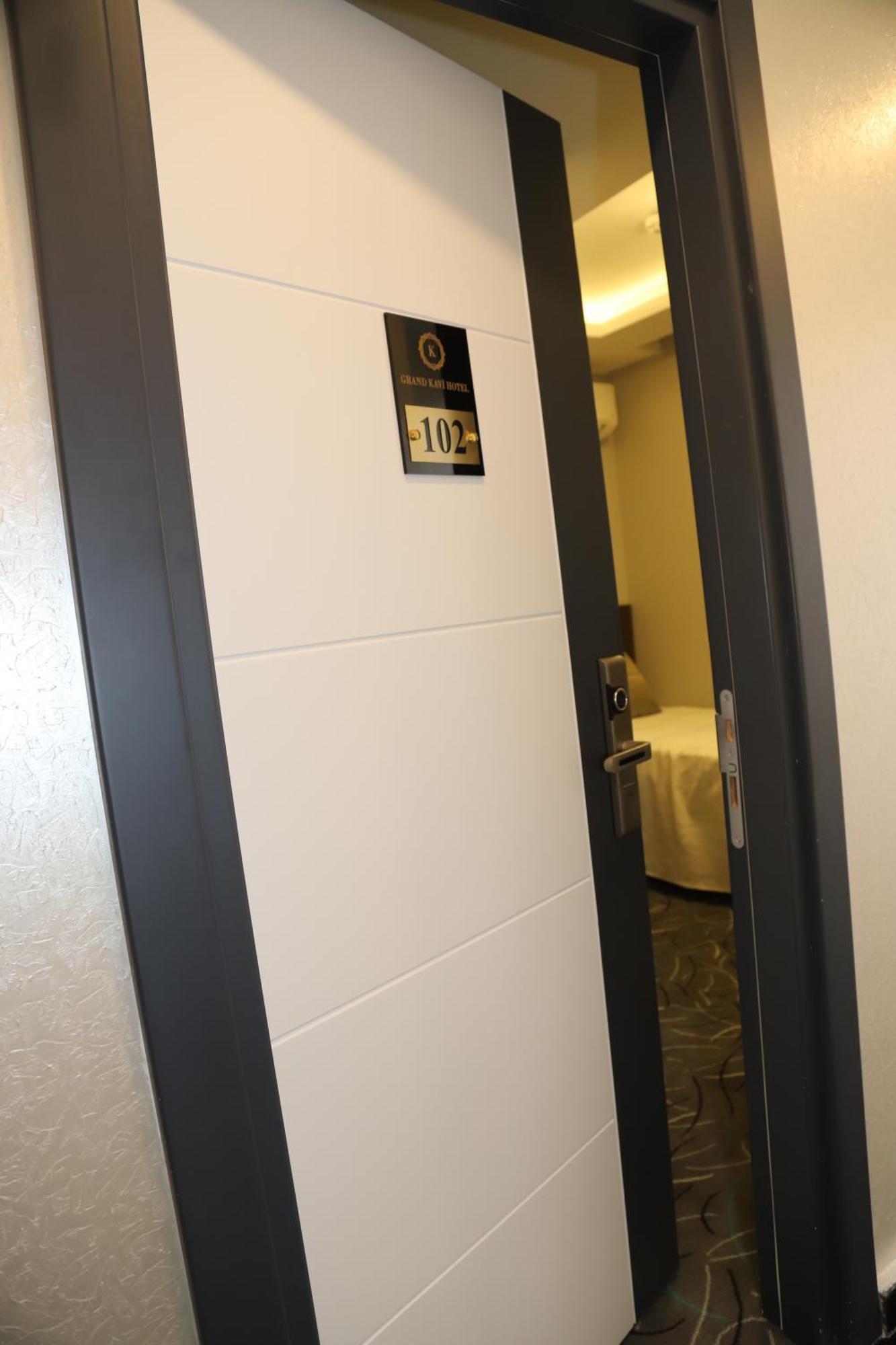 Hotel Grand Kavi 3*