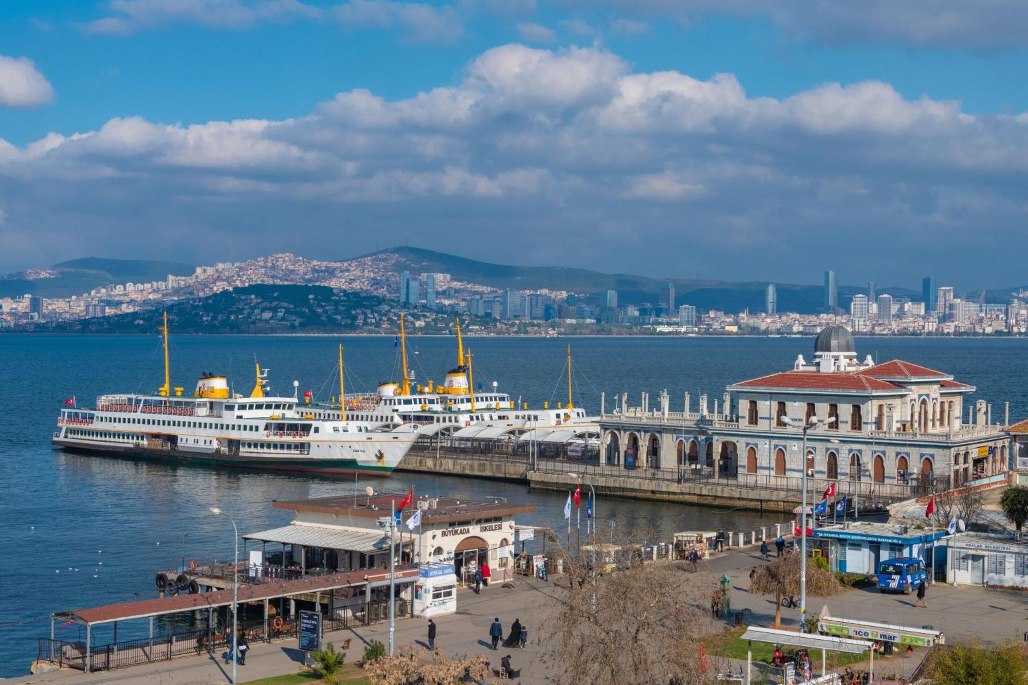 Tulip City Hotel & Spa - Istanbul Taksim Pera City Center Hotel 4*