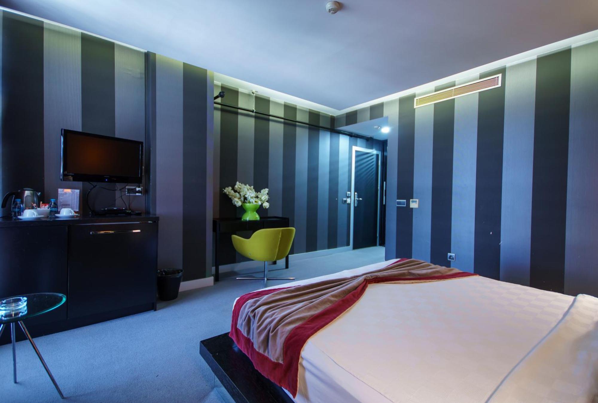 Vernazza Hotel 4*