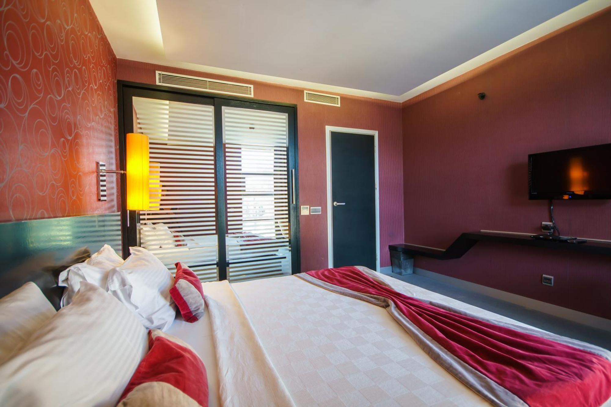 Vernazza Hotel 4*
