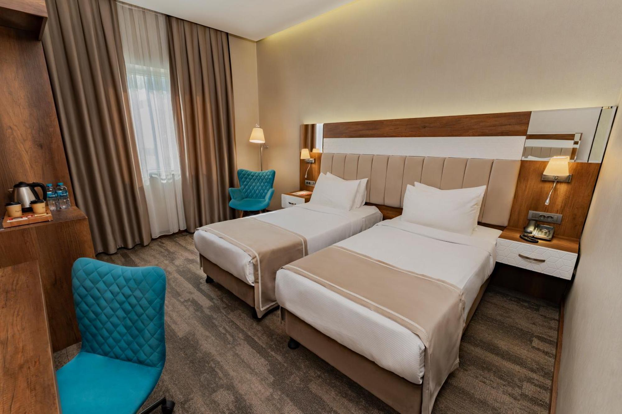 Hotel Vespia 4*
