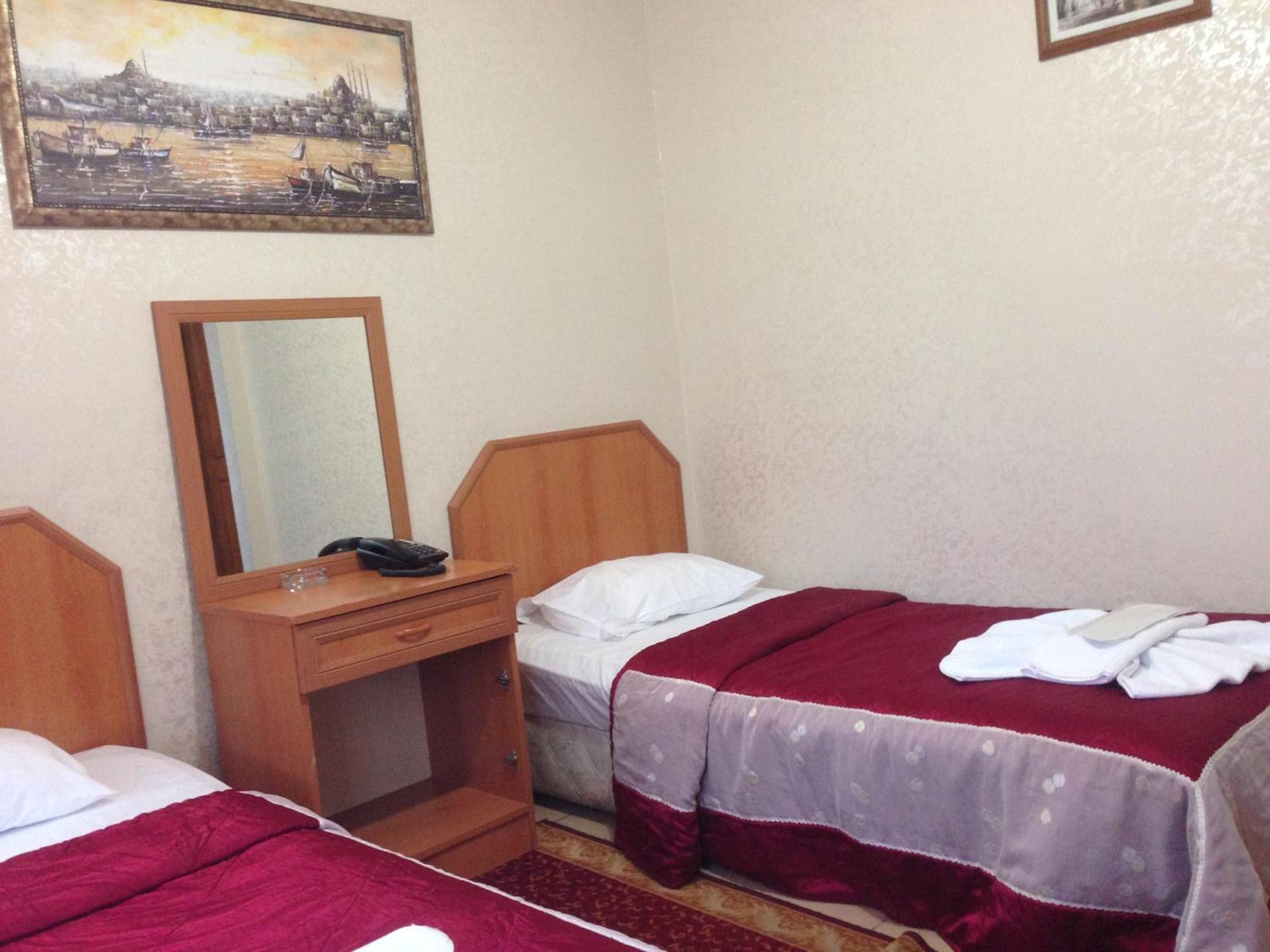 Hotel Ekol 2*