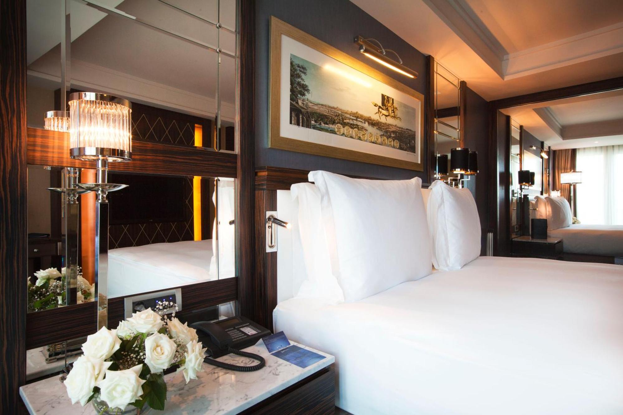Radisson Blu Pera Otel 5*