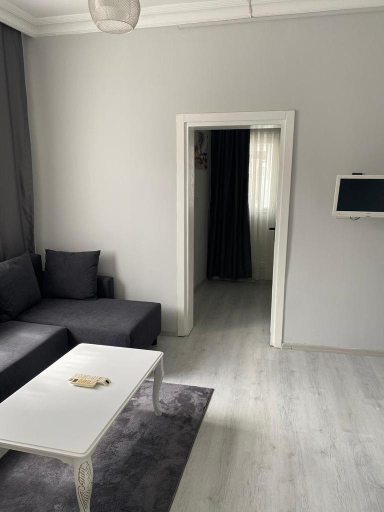 Oldmile Palace 3*