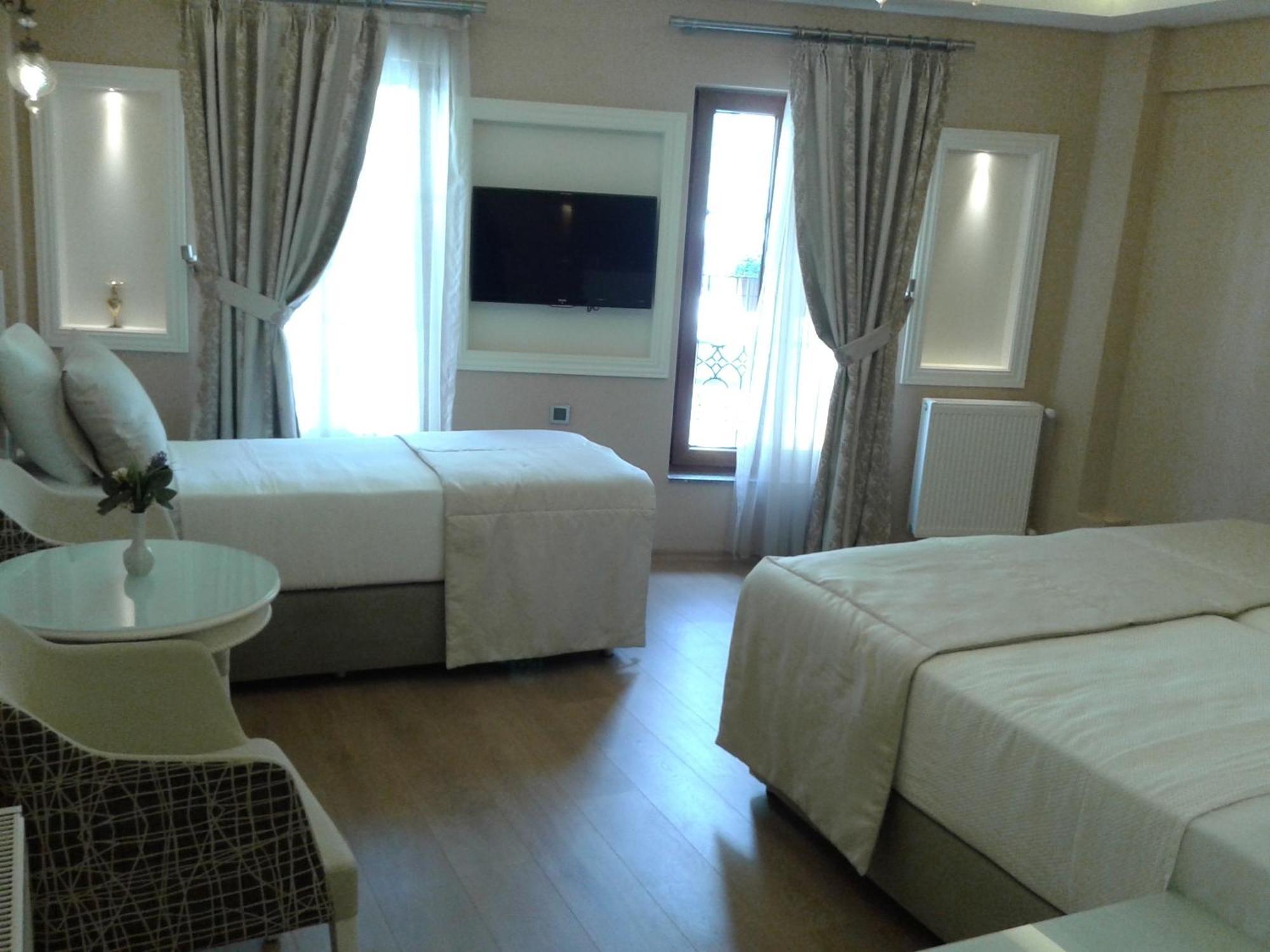 Hotel Taxim 3*