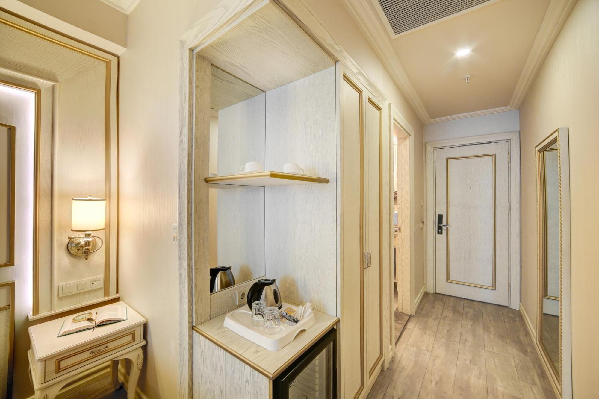 Otel Halifaks