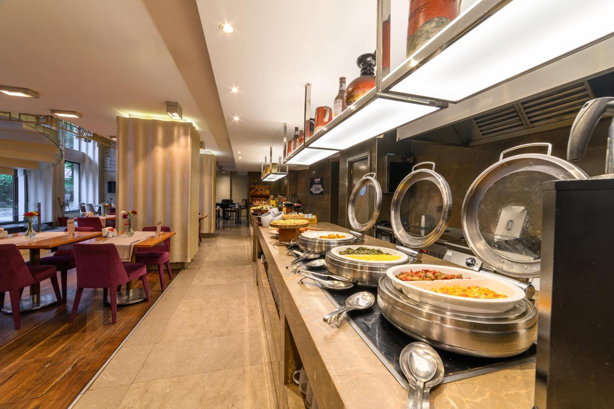Ramada By Wyndham Grand Bazaar