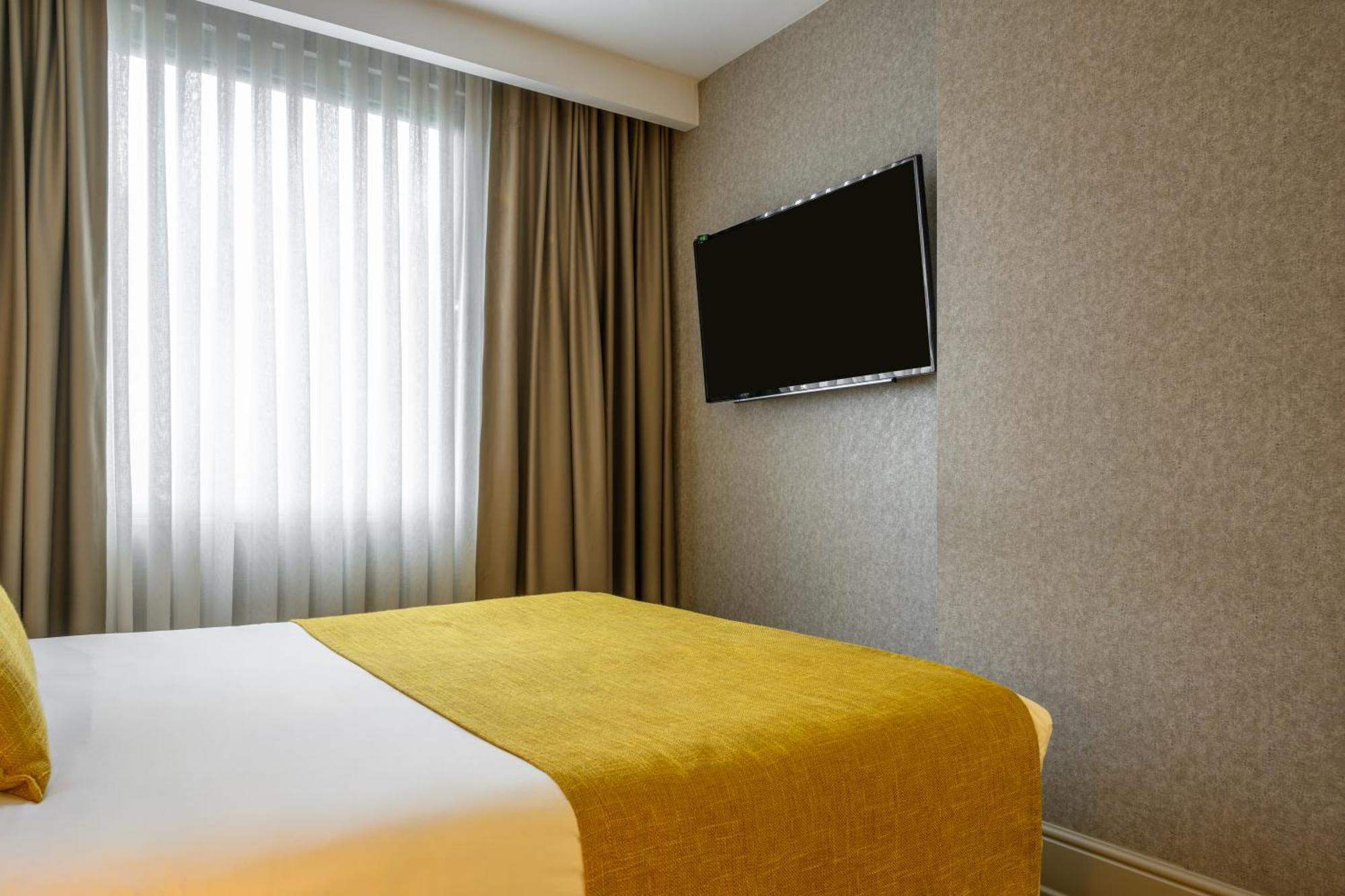Hotel Ramada By Wyndham Grand Bazaar