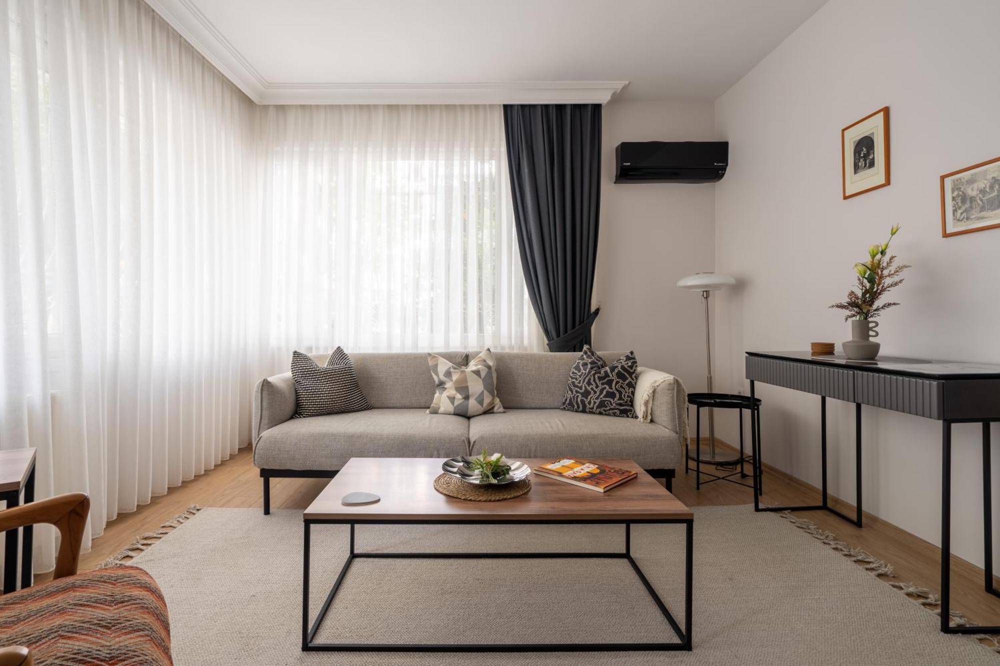 Your Oasis In Lively Moda, Near Sea * Istambul