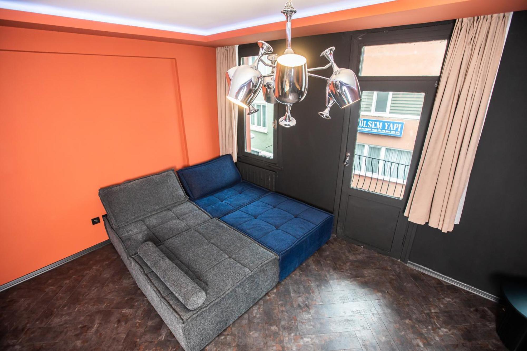 Black Mansion Daire