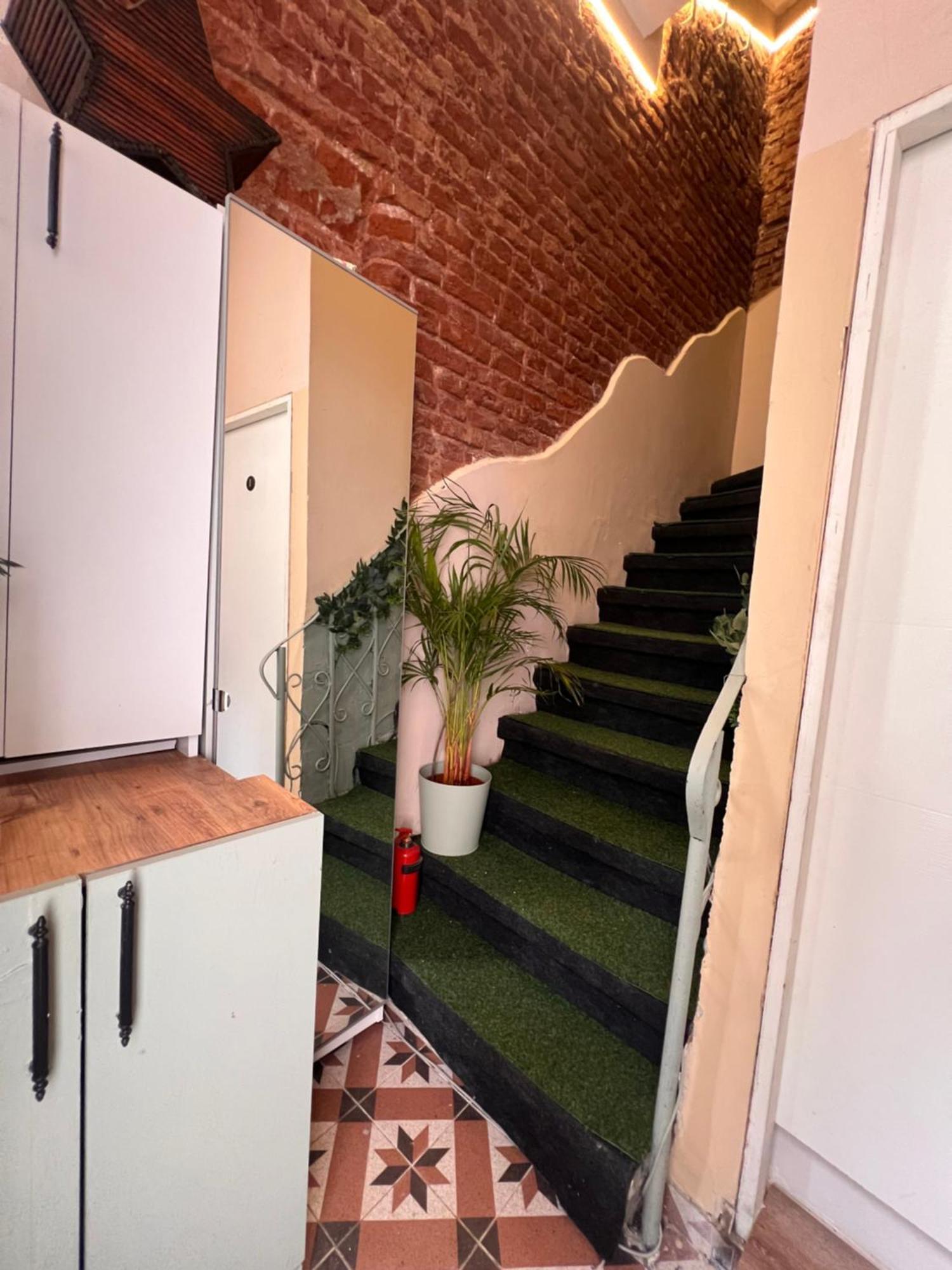 Historical Dublex In Center Of Taksim Apartment *