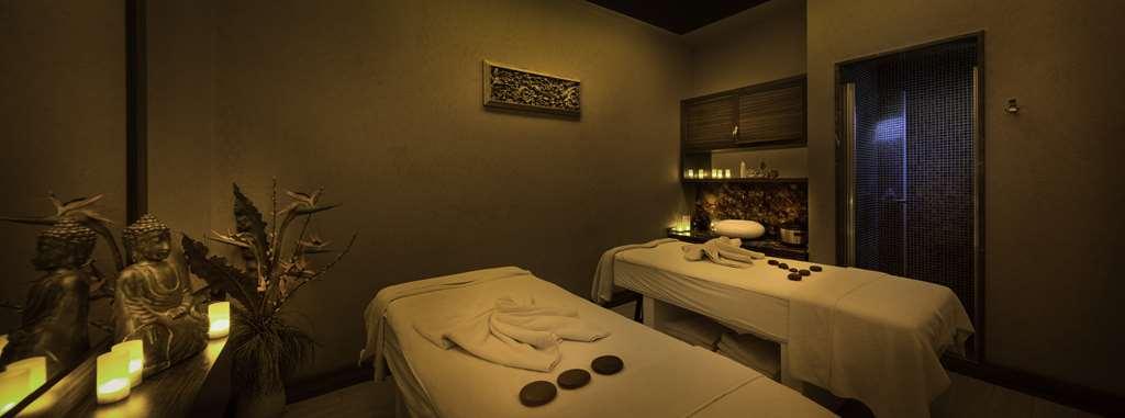 Hotel Titanic Taksim 4*