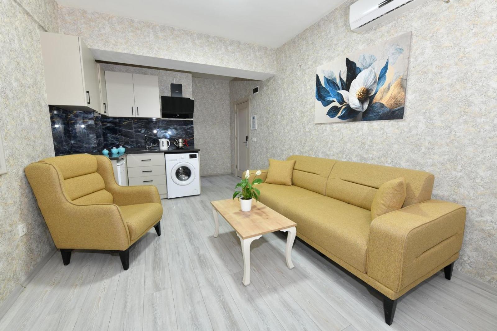 Sea Moon Otel 2*