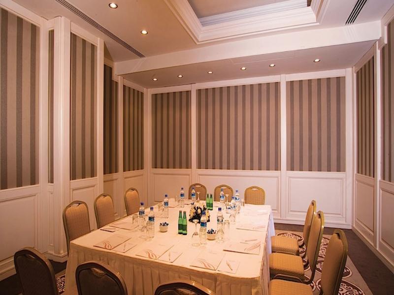 Hotel Elite World Comfy Taksim 4*
