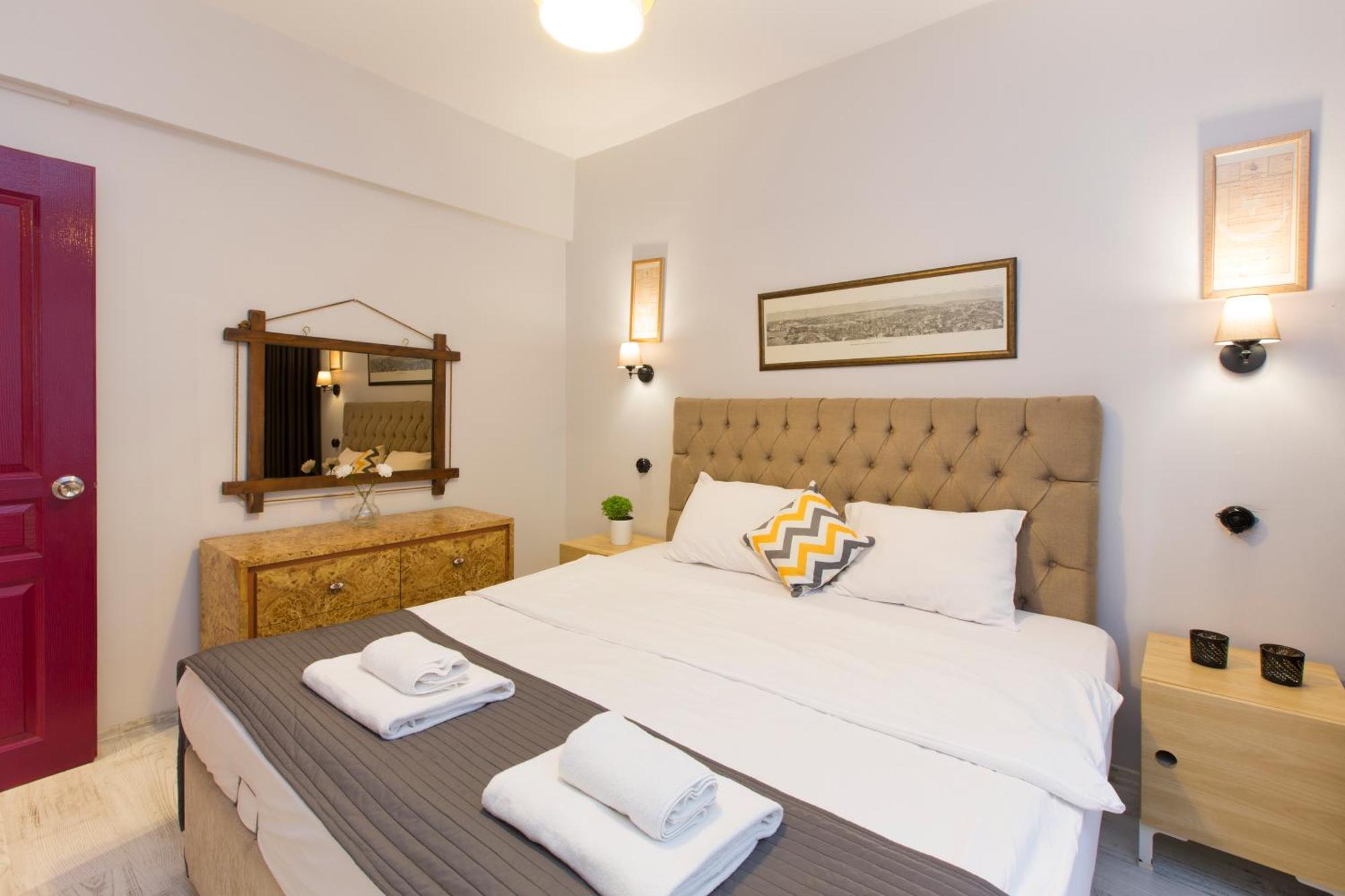 Istiklal Hotel *