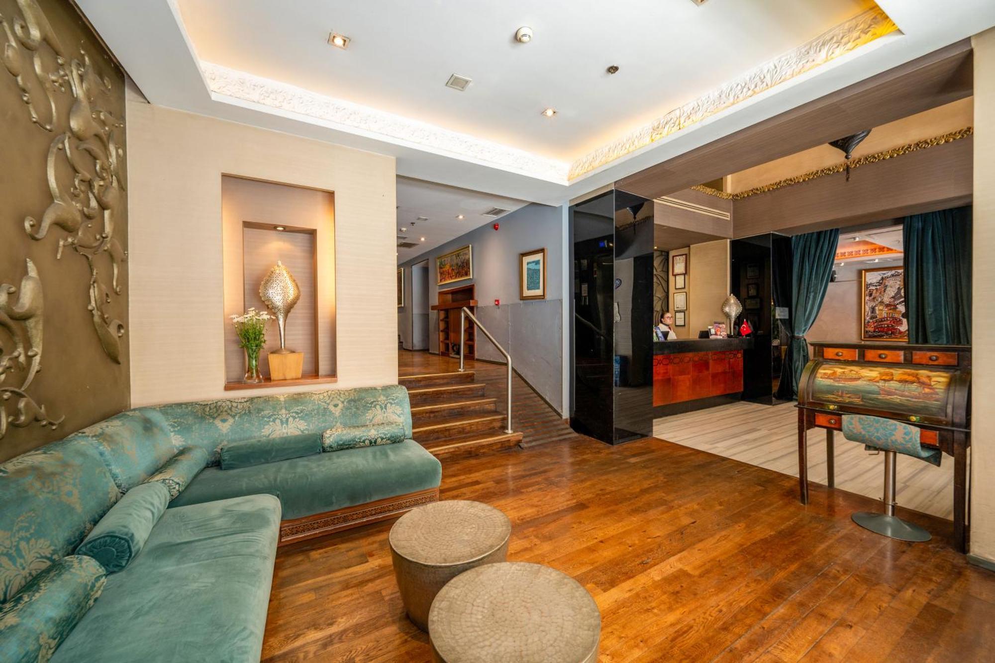 Pera Tulip Hotel & Spa - Istanbul Taksim Pera City Center