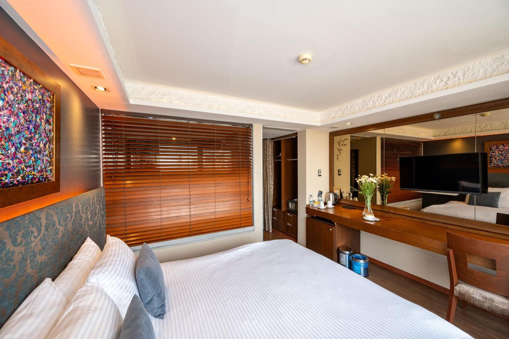 Pera Tulip Hotel & Spa - Istanbul Taksim Pera City Center Istanbul