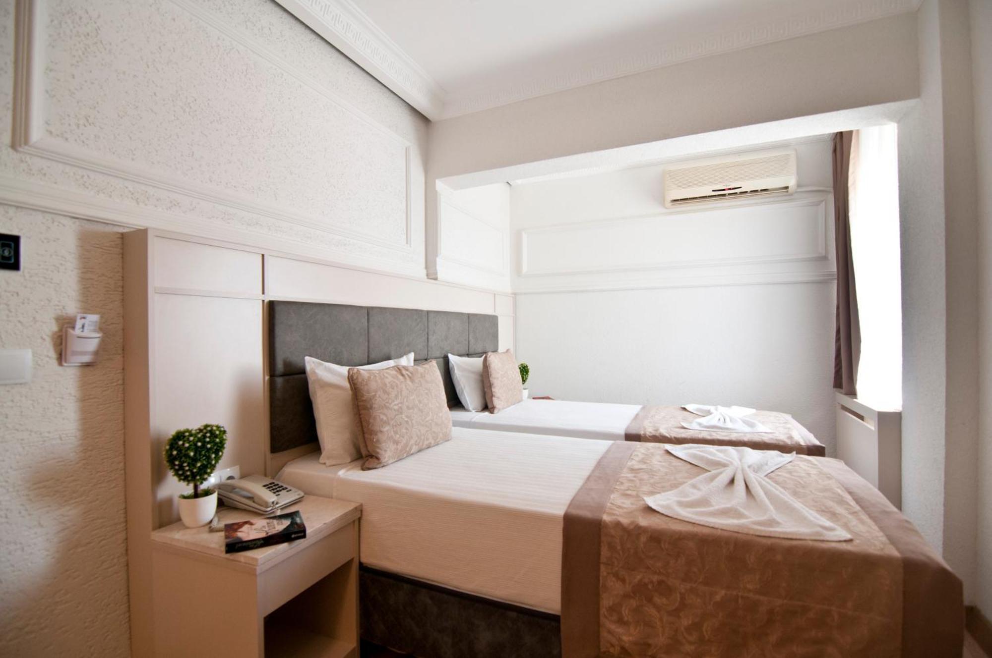 Hotel Royce 3*