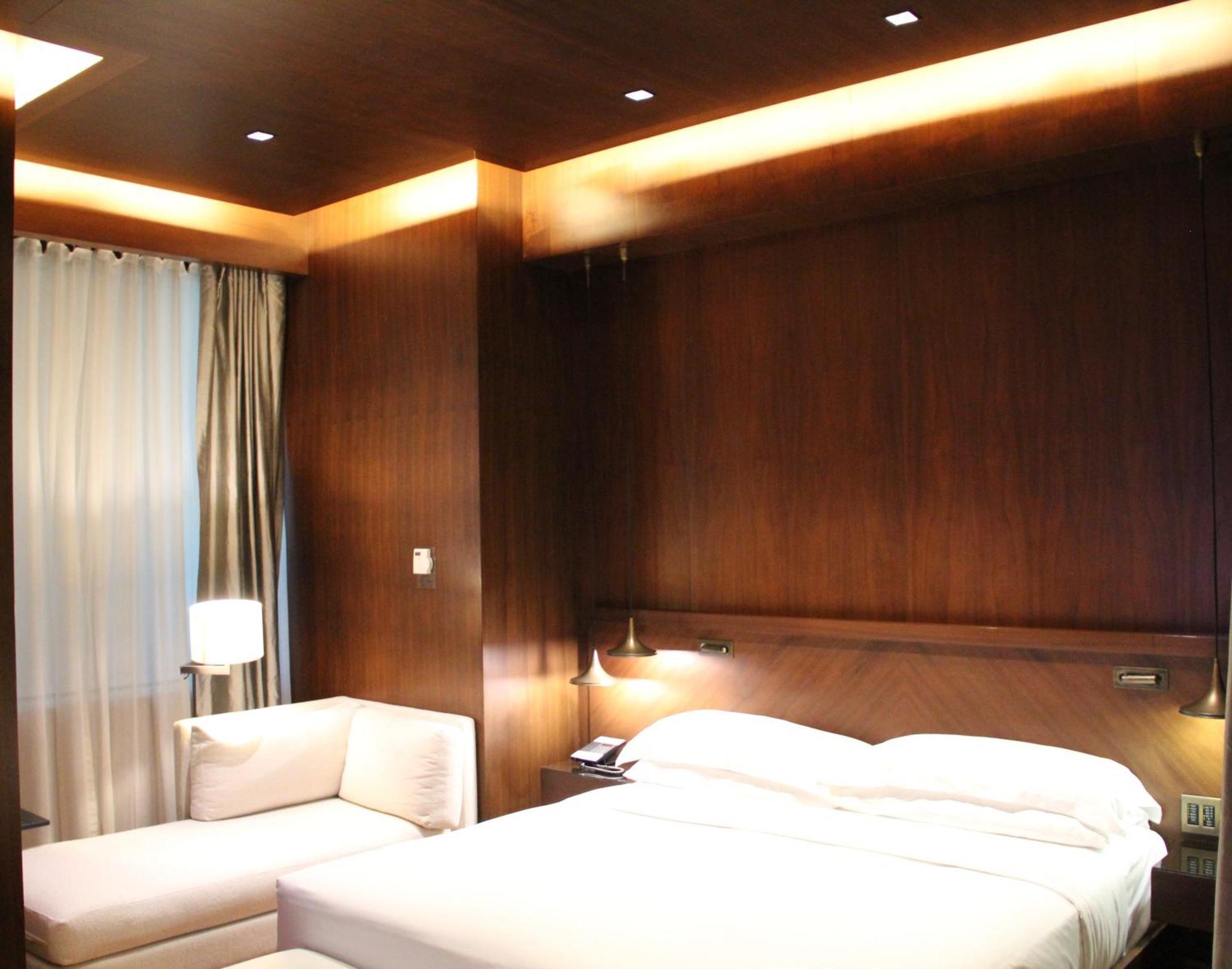 Hyatt Centric Levent Hotel 5*