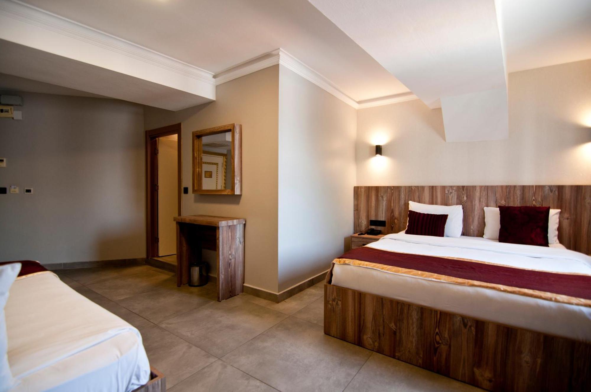 Vali Hotel