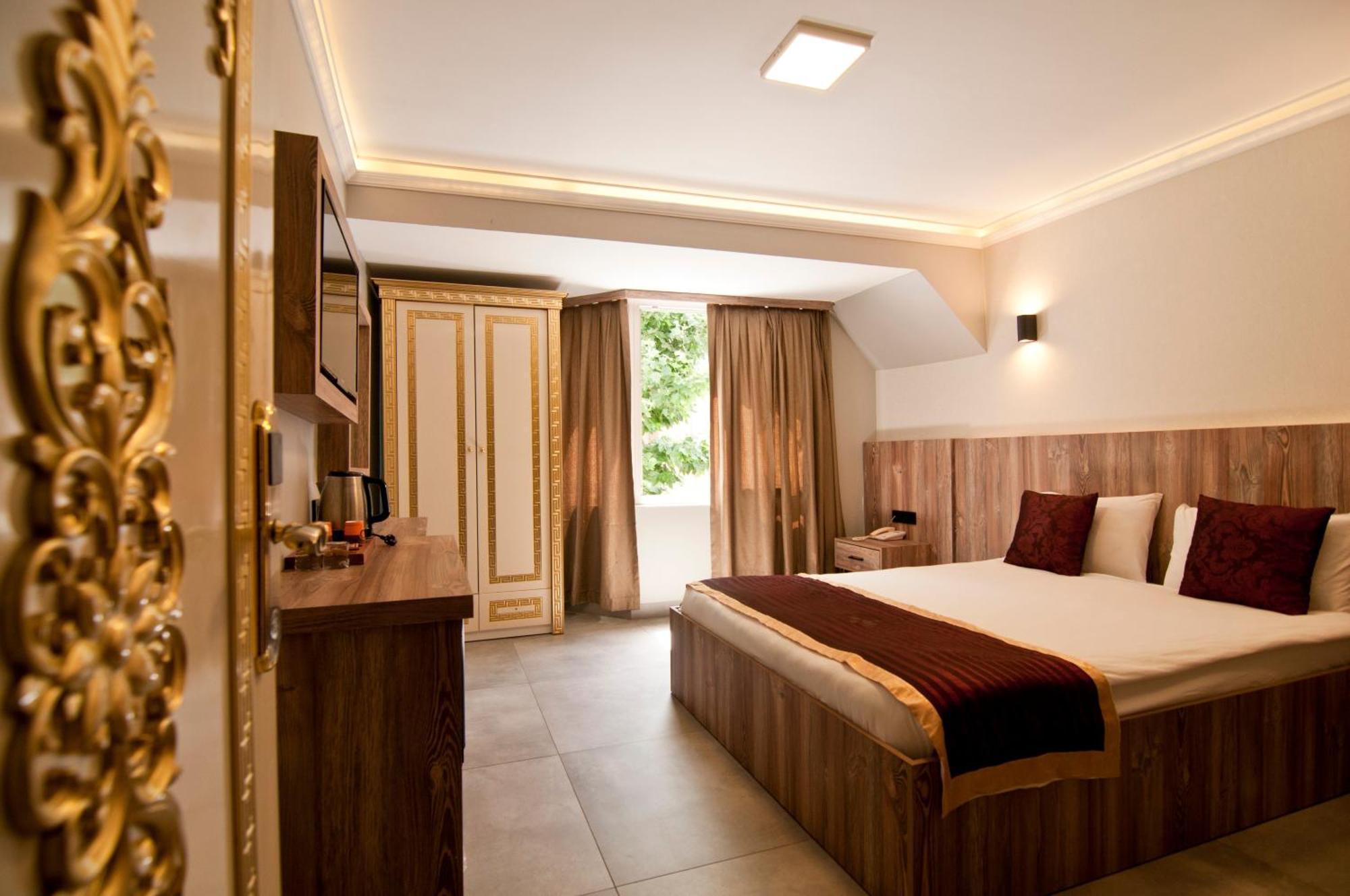 Hotel Vali 3*