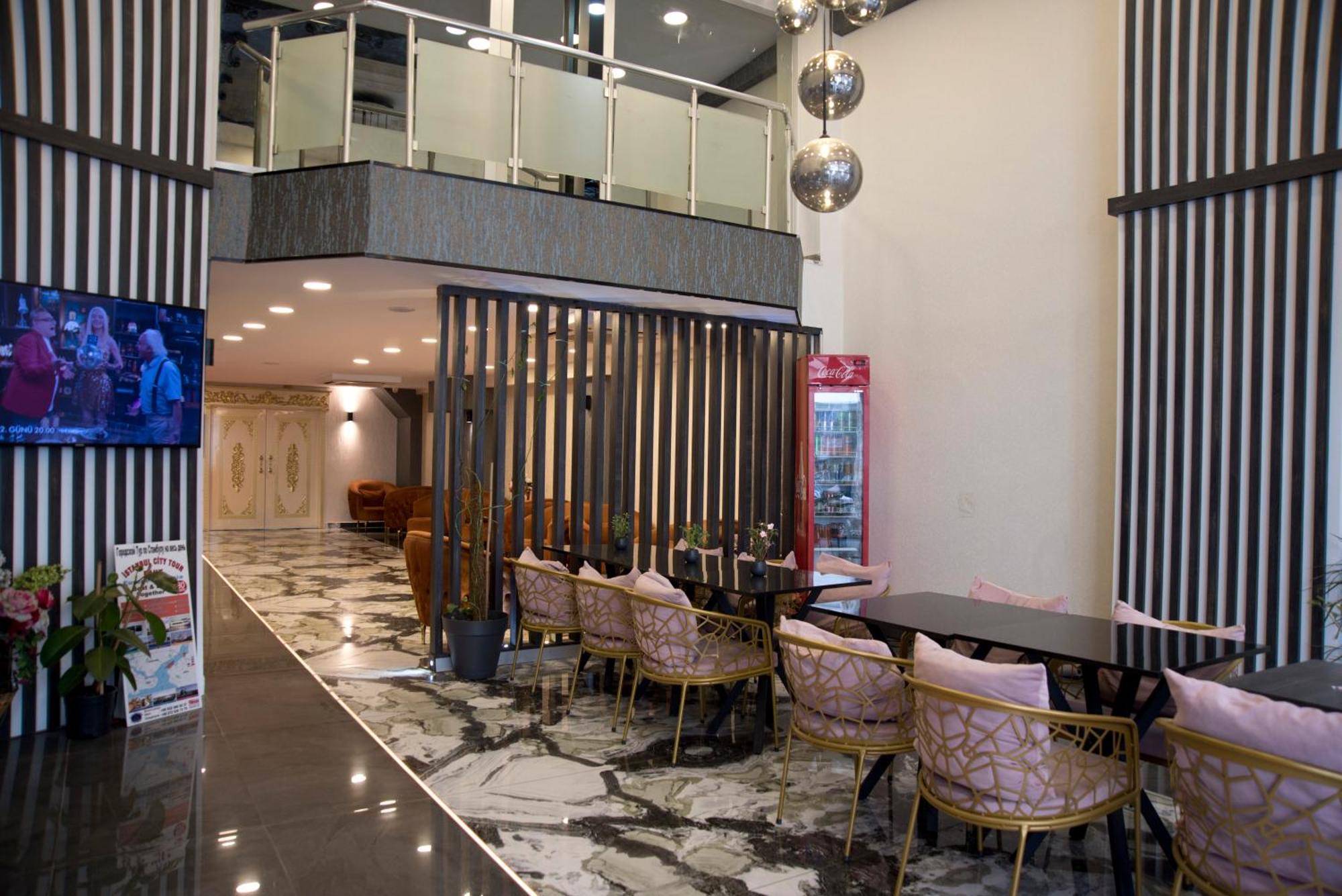 Hotel Vali