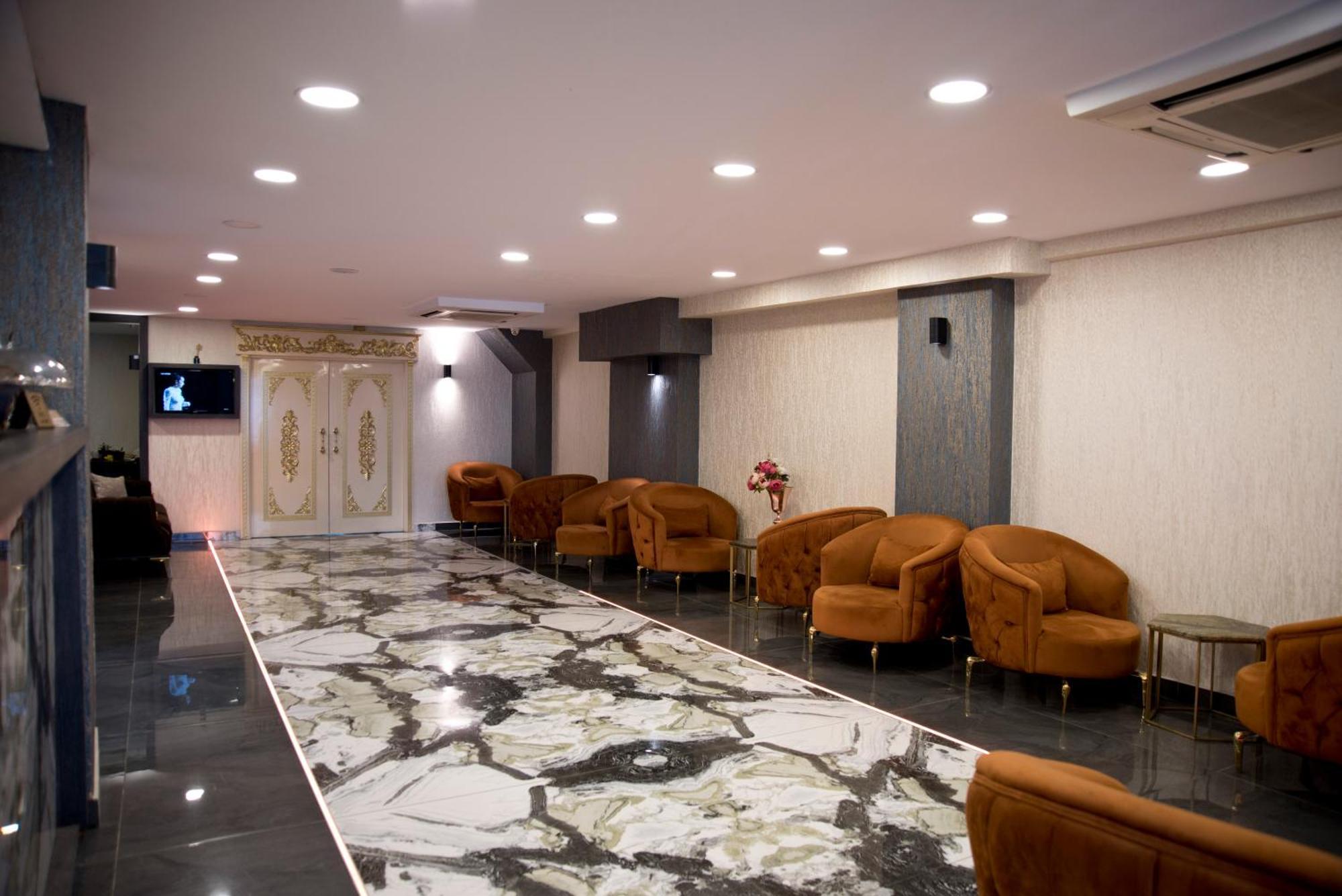 Vali Hotel 3*