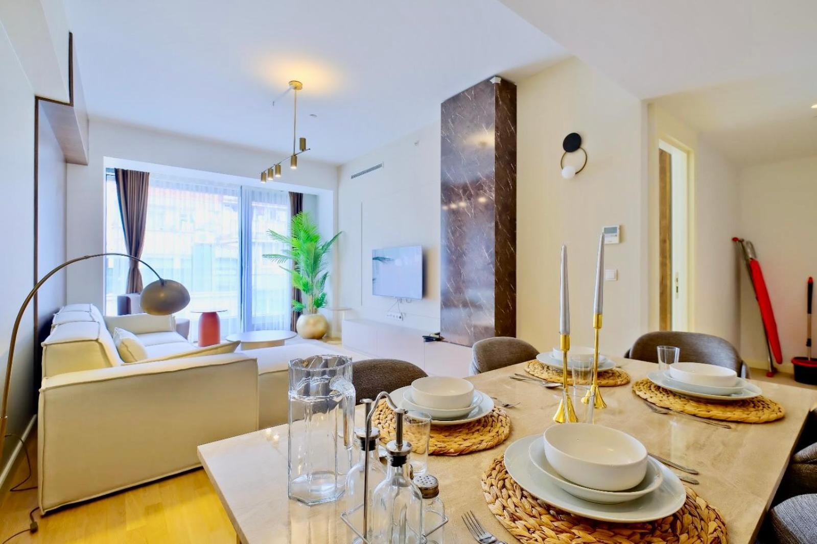 Petek By Newinn Apartment