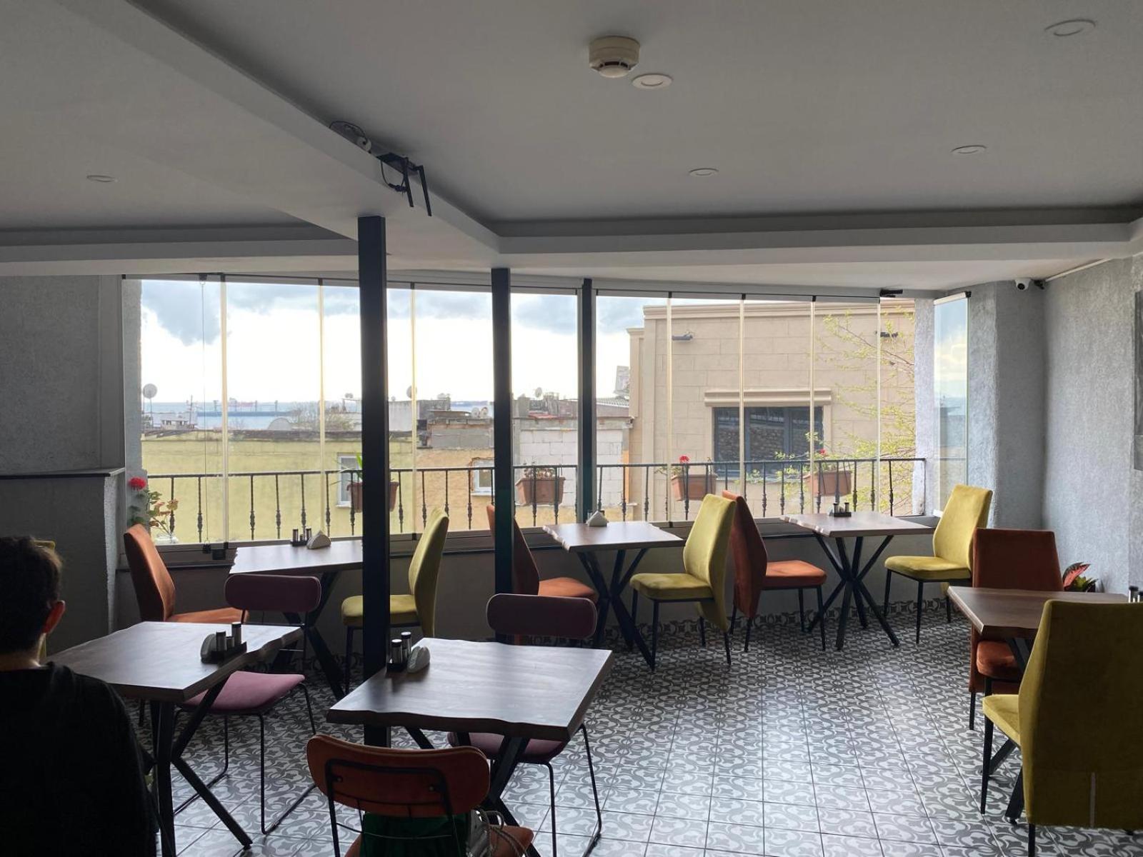 Tulip House Hotel 3*