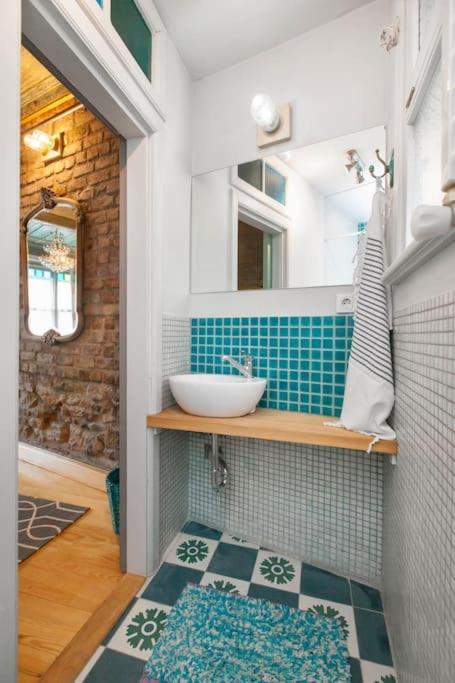 Apartment Turquoise House Featured In Elle Decor Magazine Istanbul