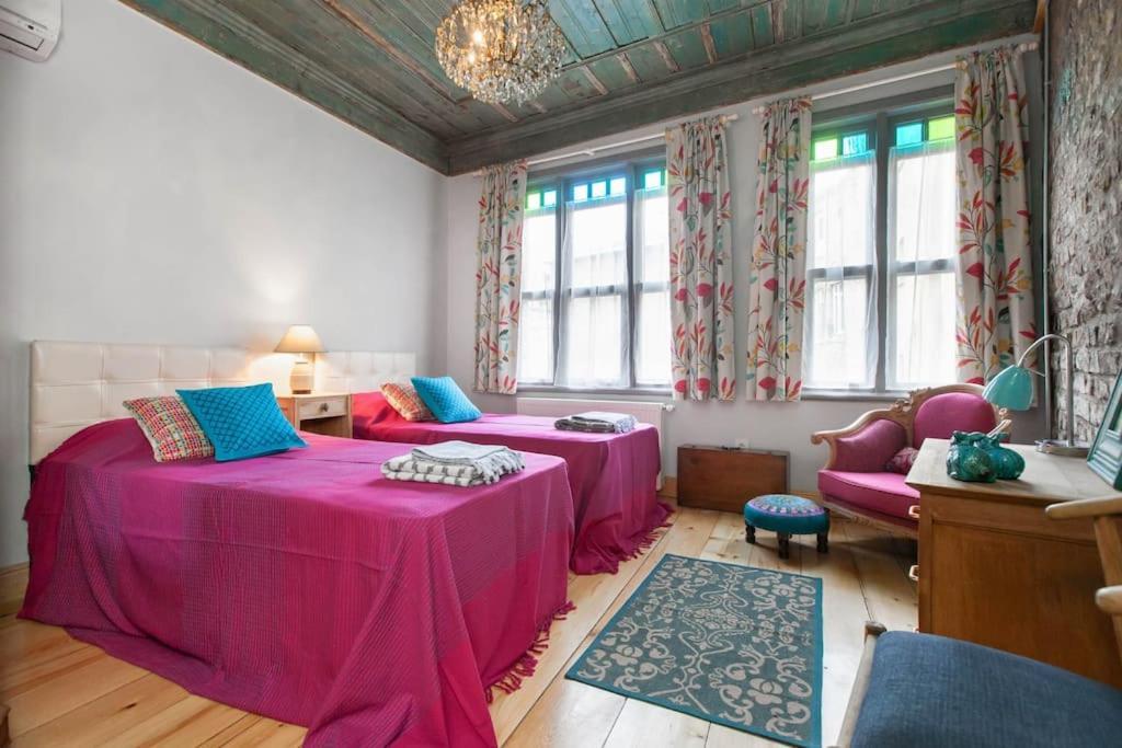 Apartment Turquoise House Featured In Elle Decor Magazine Istanbul