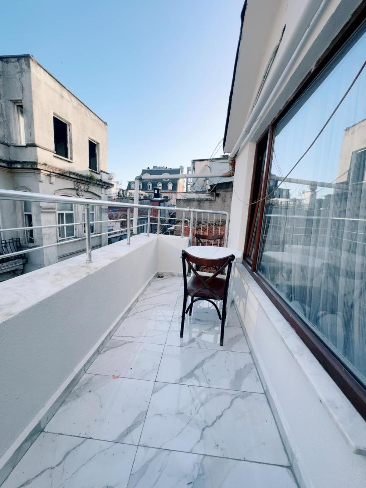 Hotel Taksim Centre 2*