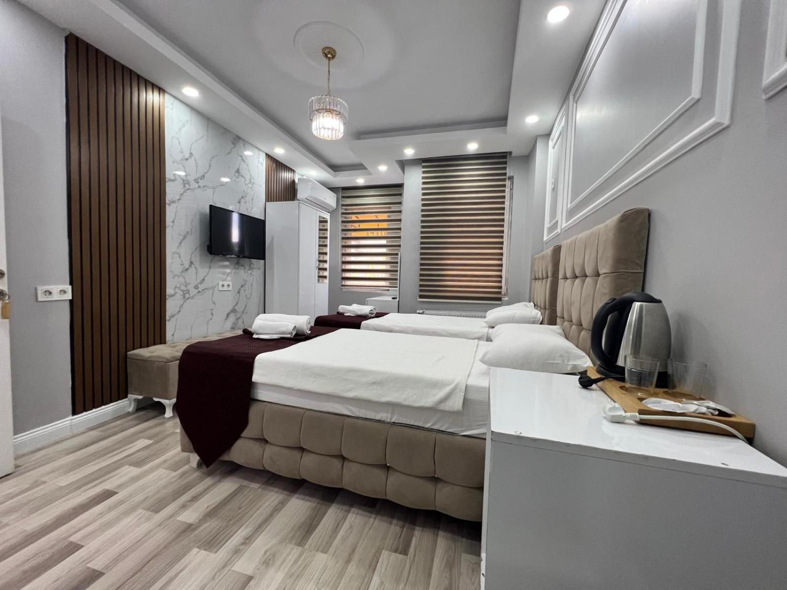 Modena Homestay *