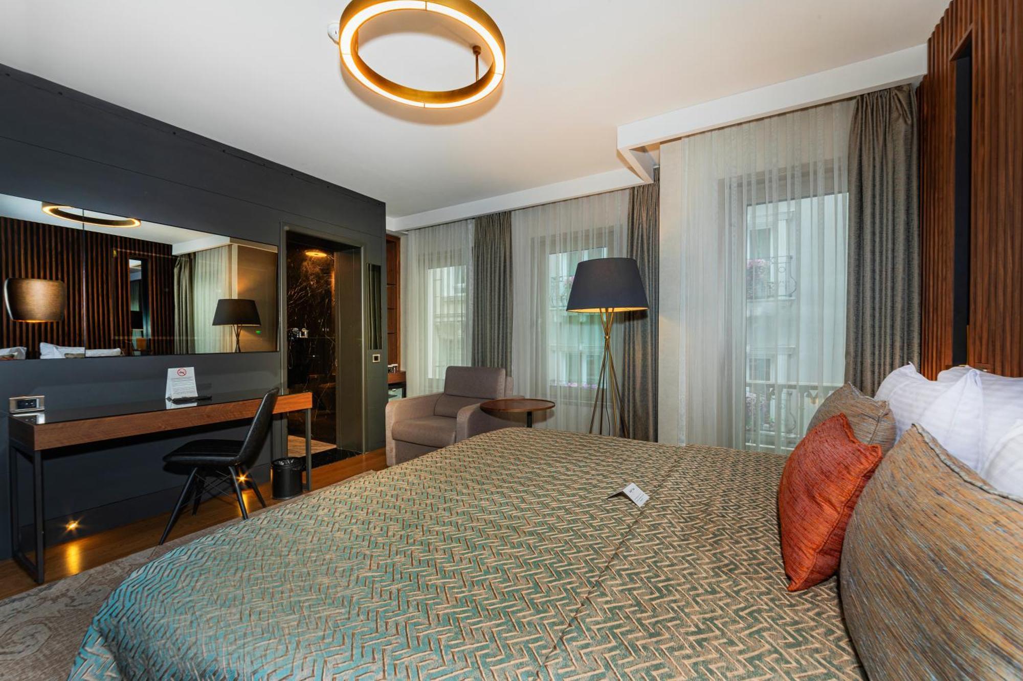 Levni Hotel 3*