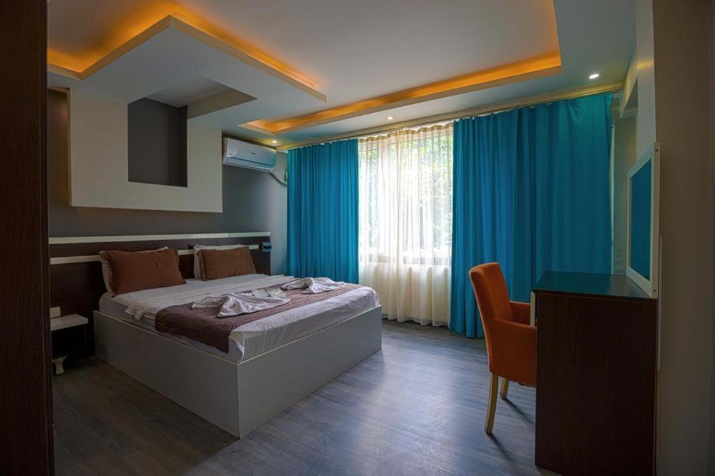 Sara Suit Aparthotel
