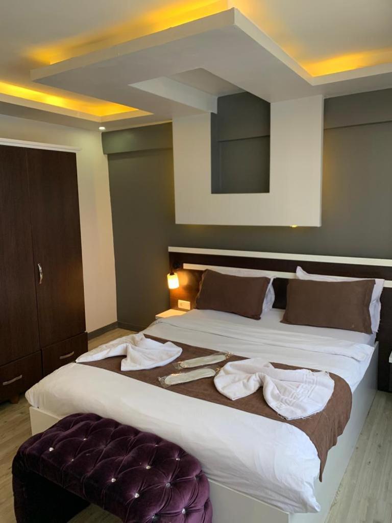 Aparthotel Sara Suit