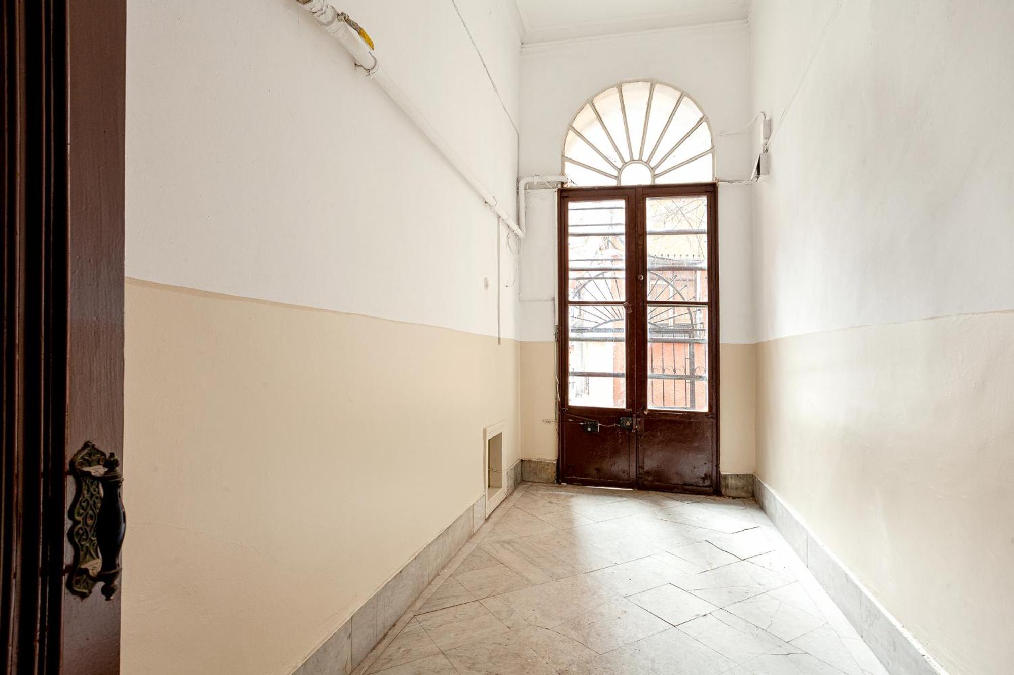 Stylish Flat Near Istiklal Street Apartment