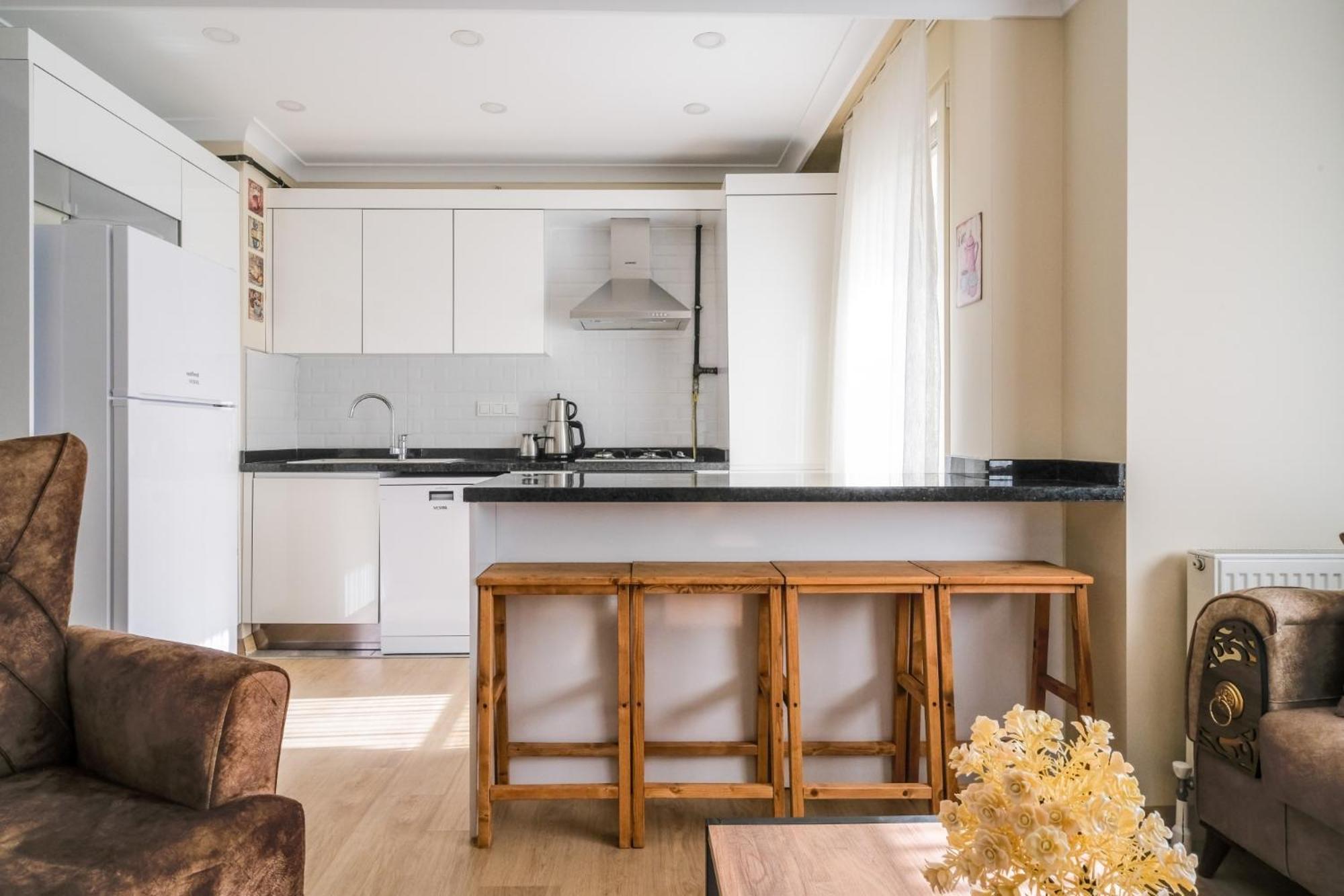 Apartment Cozy Flat 10 Min To Aqua Florya Mall In Bakirkoy