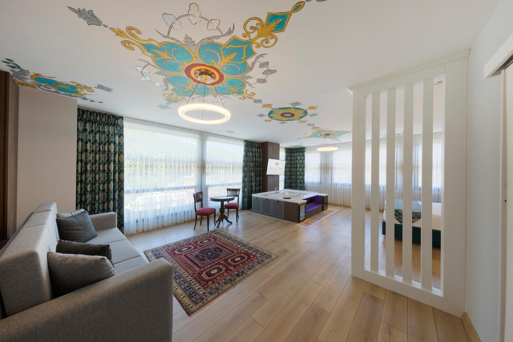 Seven Hills - Special Category Istanbul