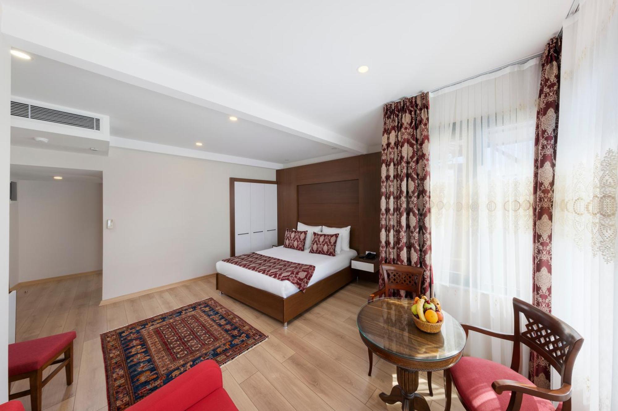 Hotel Seven Hills - Special Category 4*