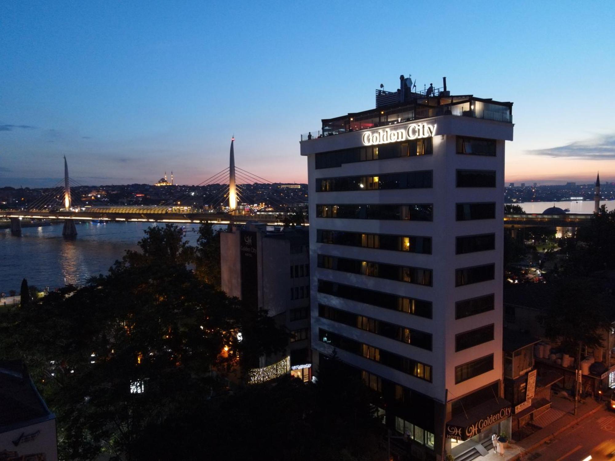 Hotel Golden 4*