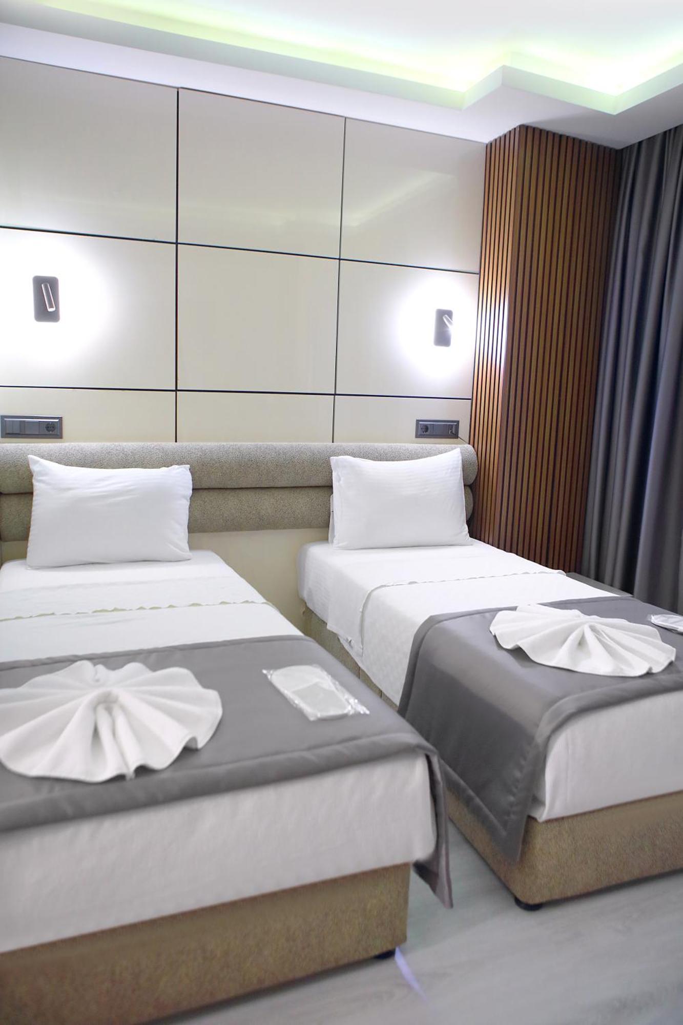 Amara Old & Otel