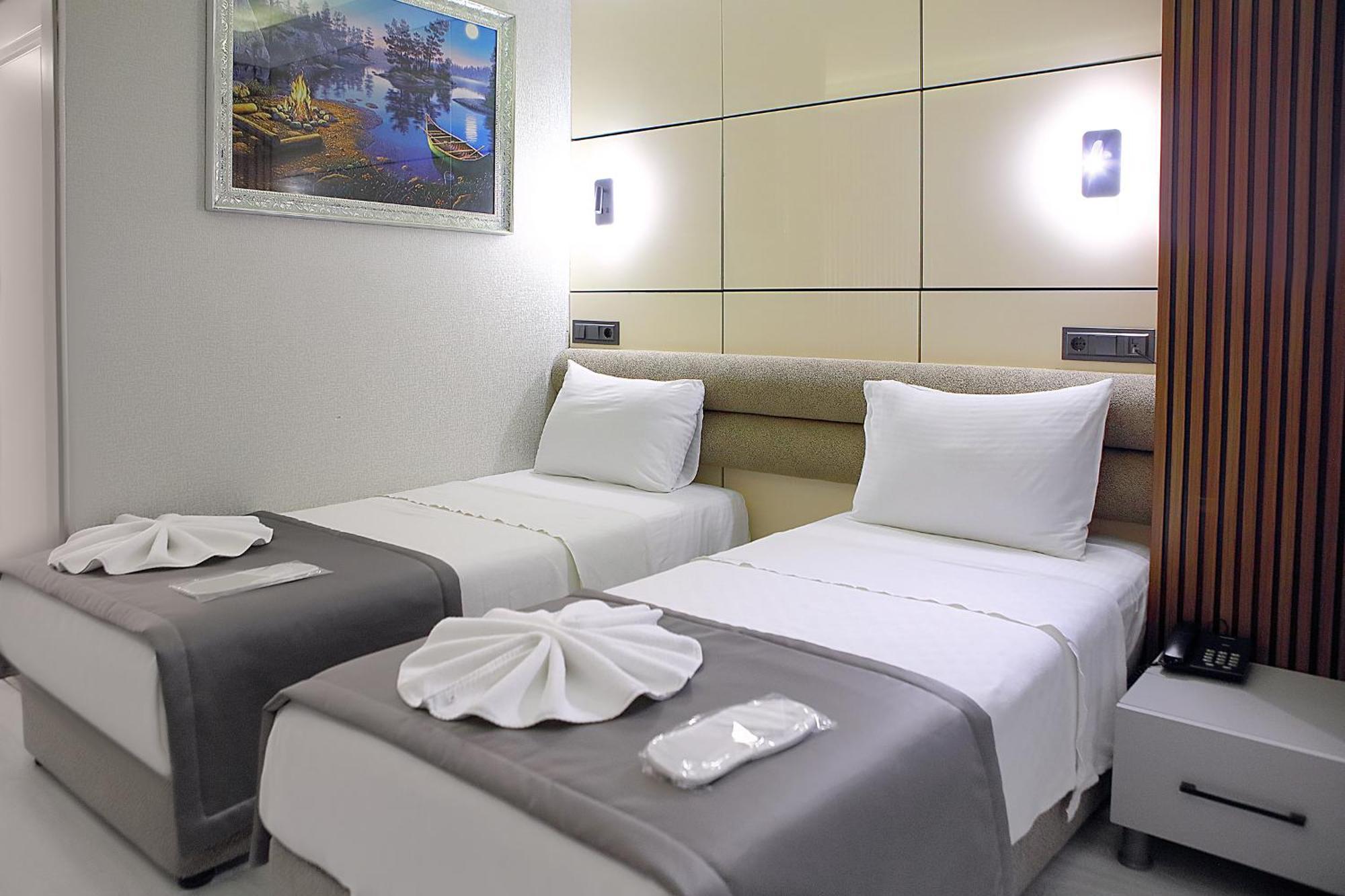 Otel Amara Old & 3*
