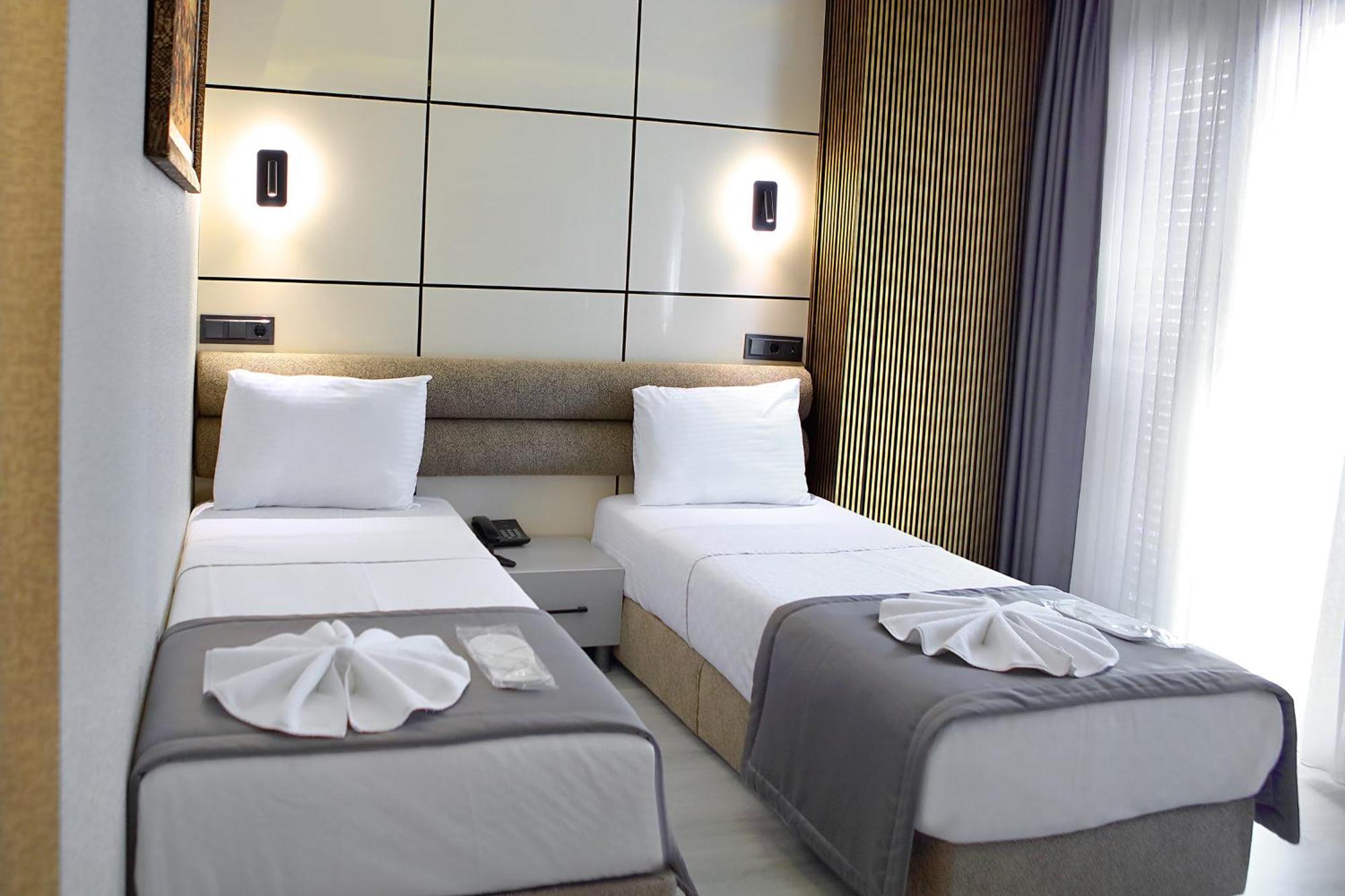 Amara Old & Otel