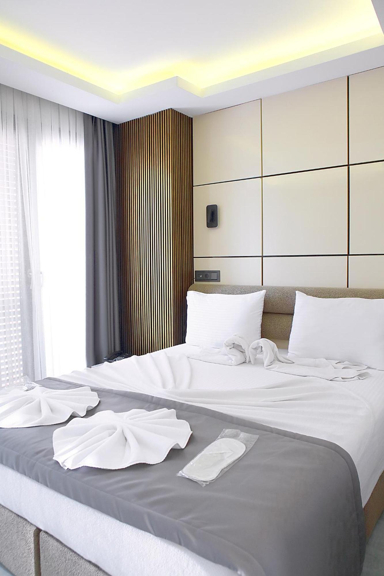 Otel Amara Old & 3*