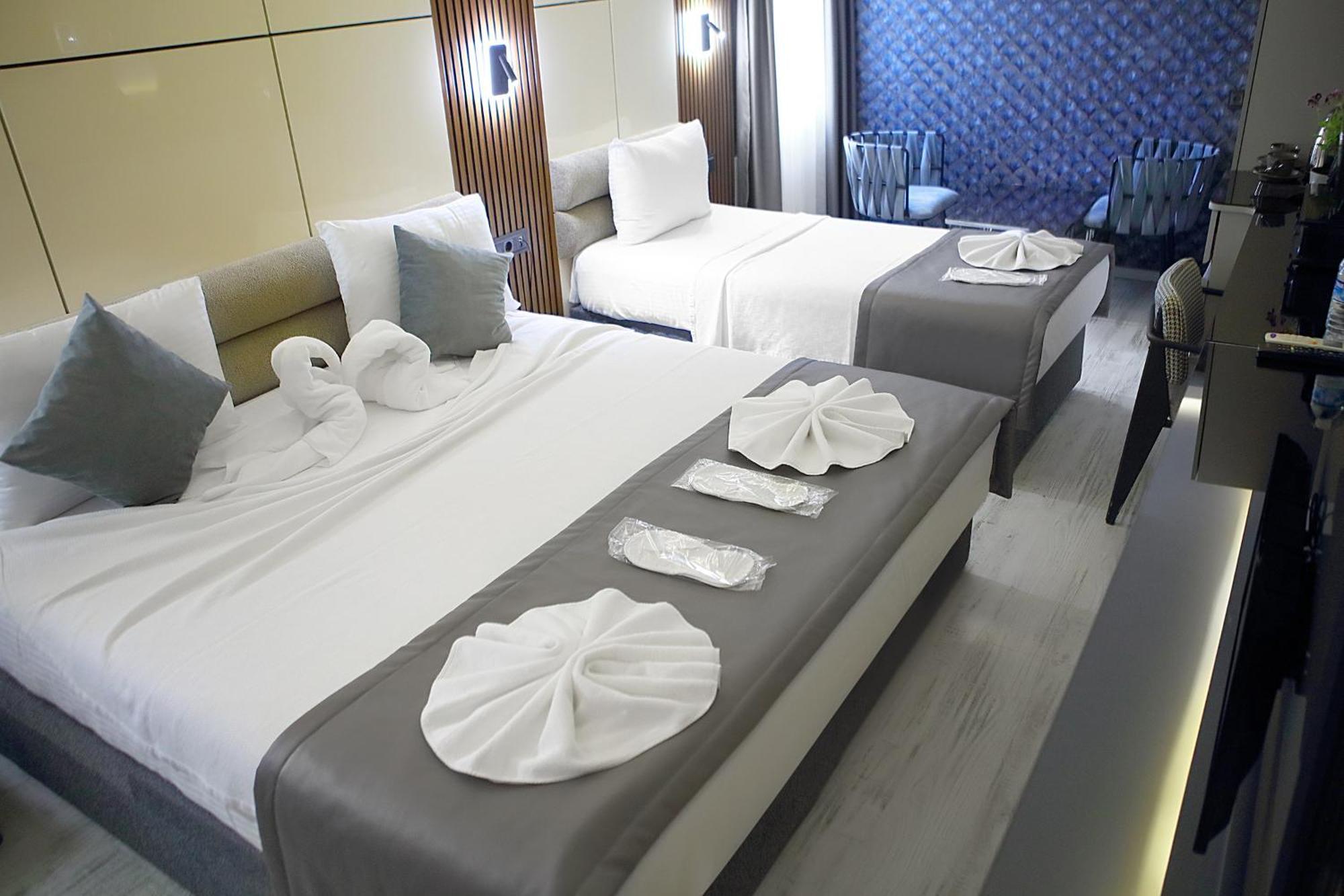 Otel Amara Old & 3*